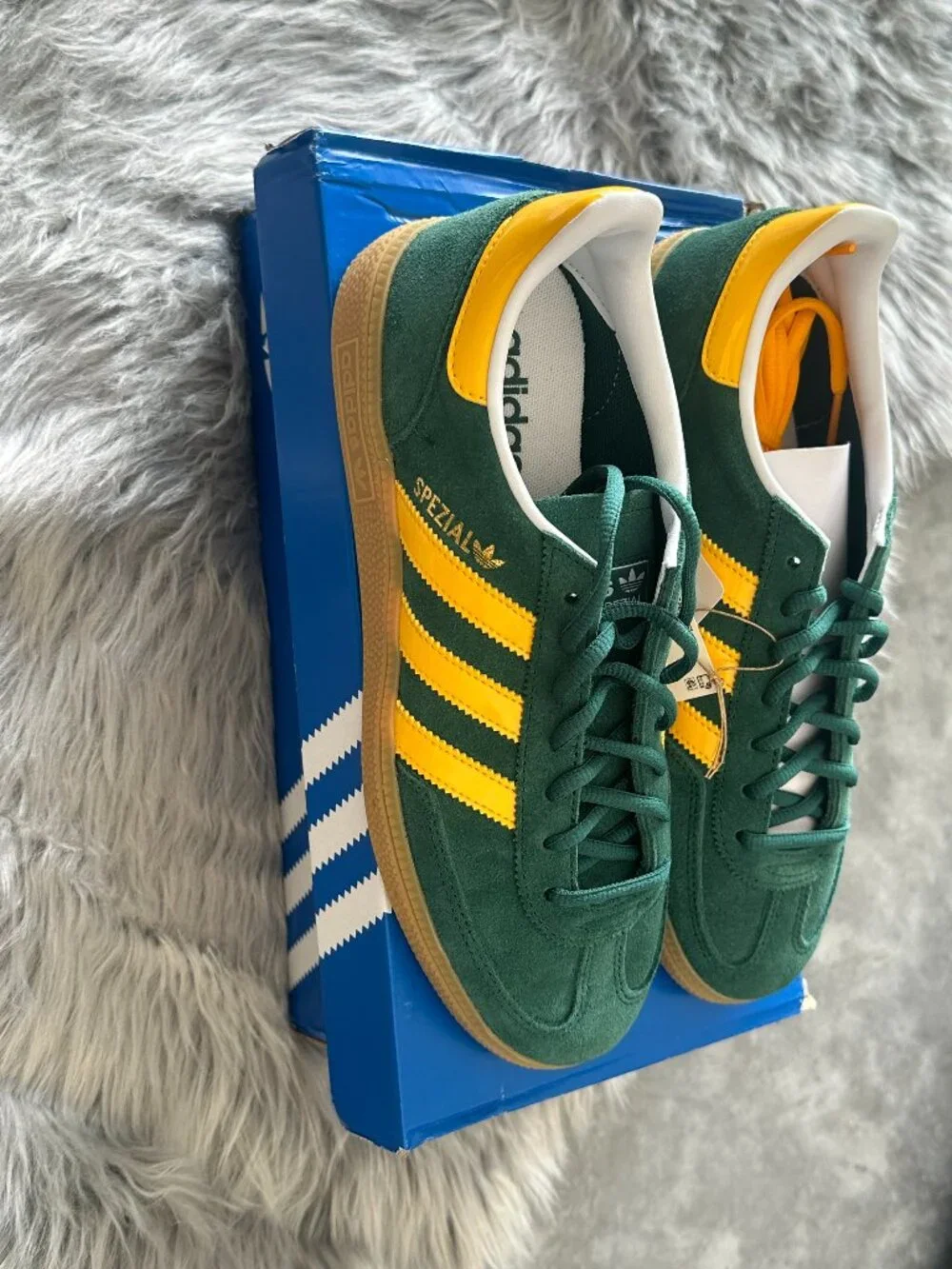 Adidas Handball Spezial Original Green & Yellow Gum Sneakers – M8-W9